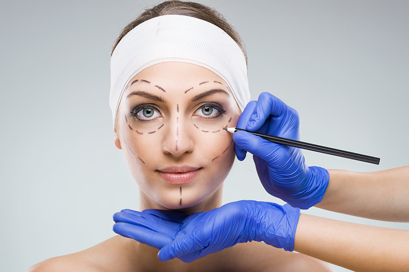 Lifting facial